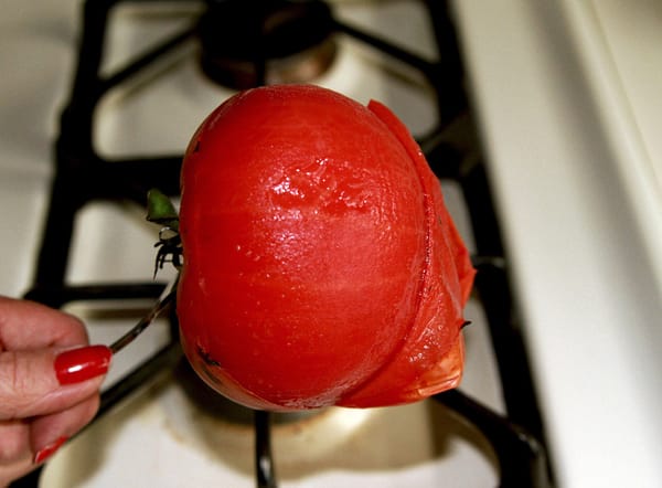 How to Peel a Tomato...the Old Fashioned Way